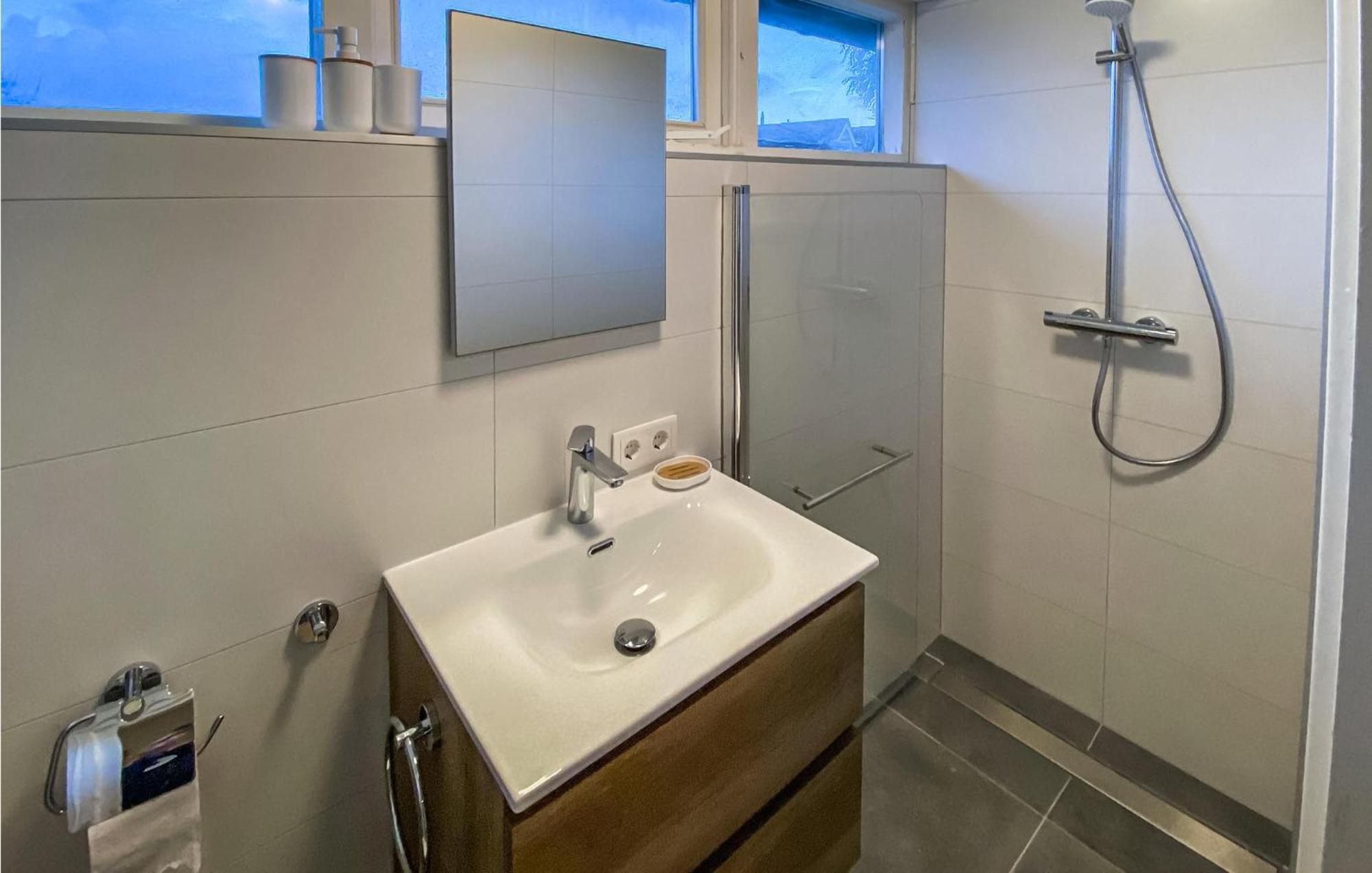 1 Bedroom Nice Apartment In Zoutelande Exterior photo